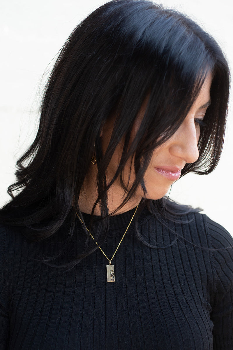 Mejuri black outlet spinel necklace