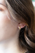 Piqué Petal Hoops